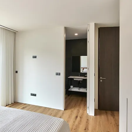 Villa With Indoor Heated Pool * Ponte da Barca