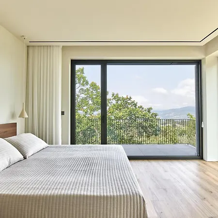 Villa With Indoor Heated Pool Ponte da Barca